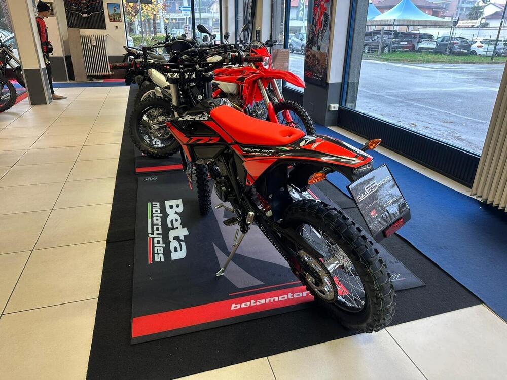 Betamotor RR 125 4T Enduro T (2025 - 26) (5)
