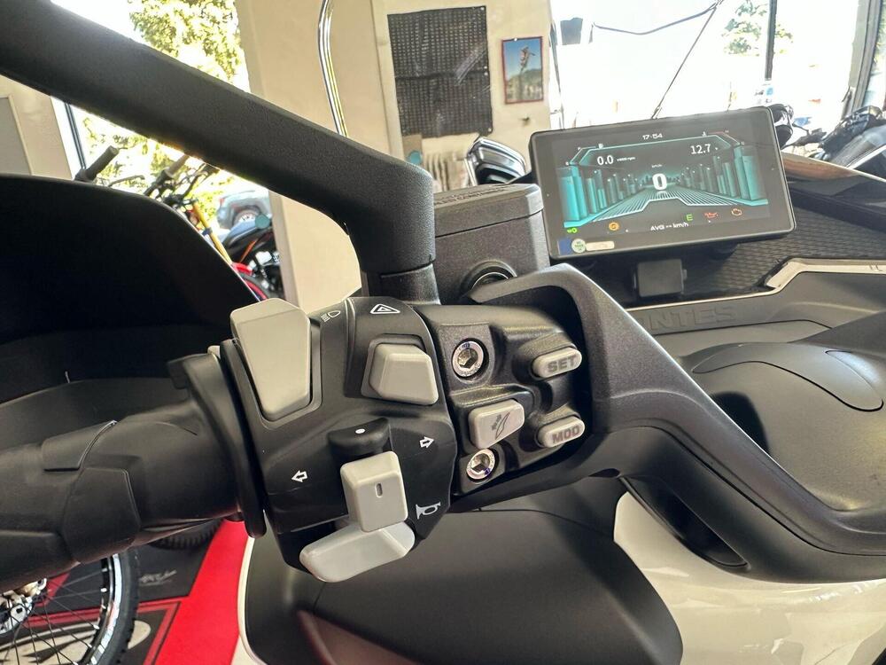 Zontes ZT368-E (2025) (17)