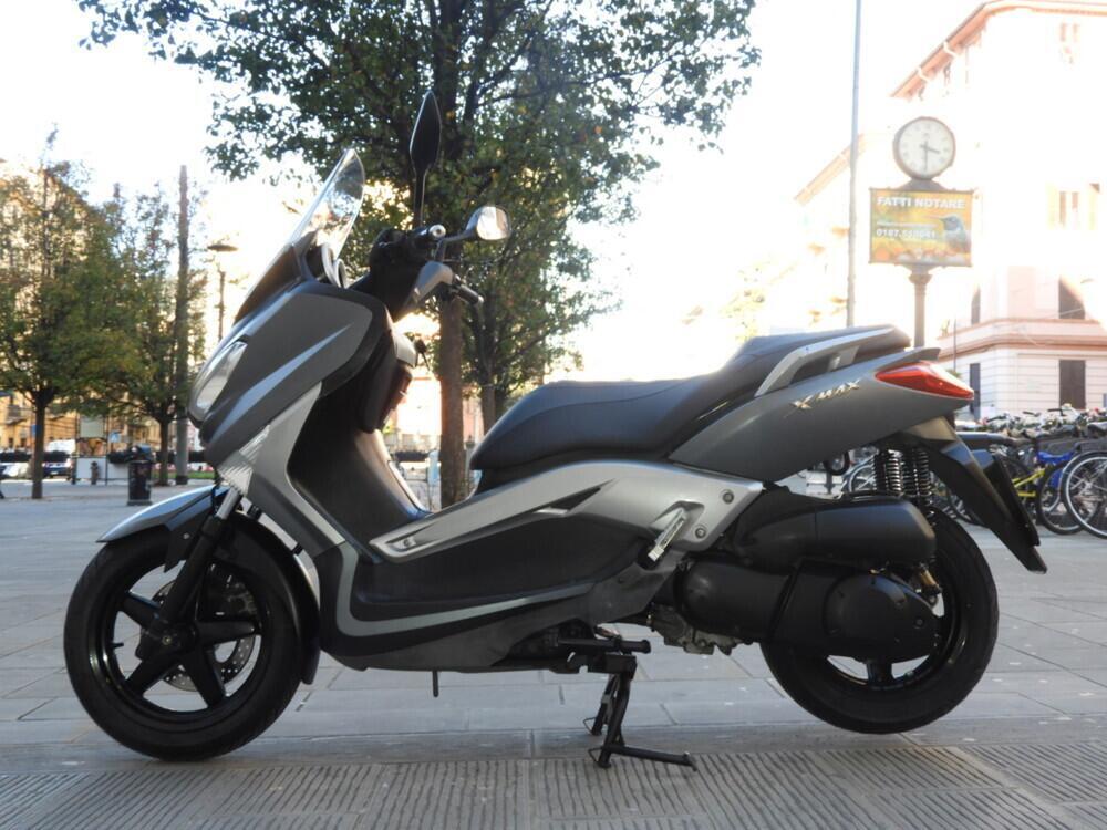 Yamaha X-Max 250 (2010 - 13) (4)