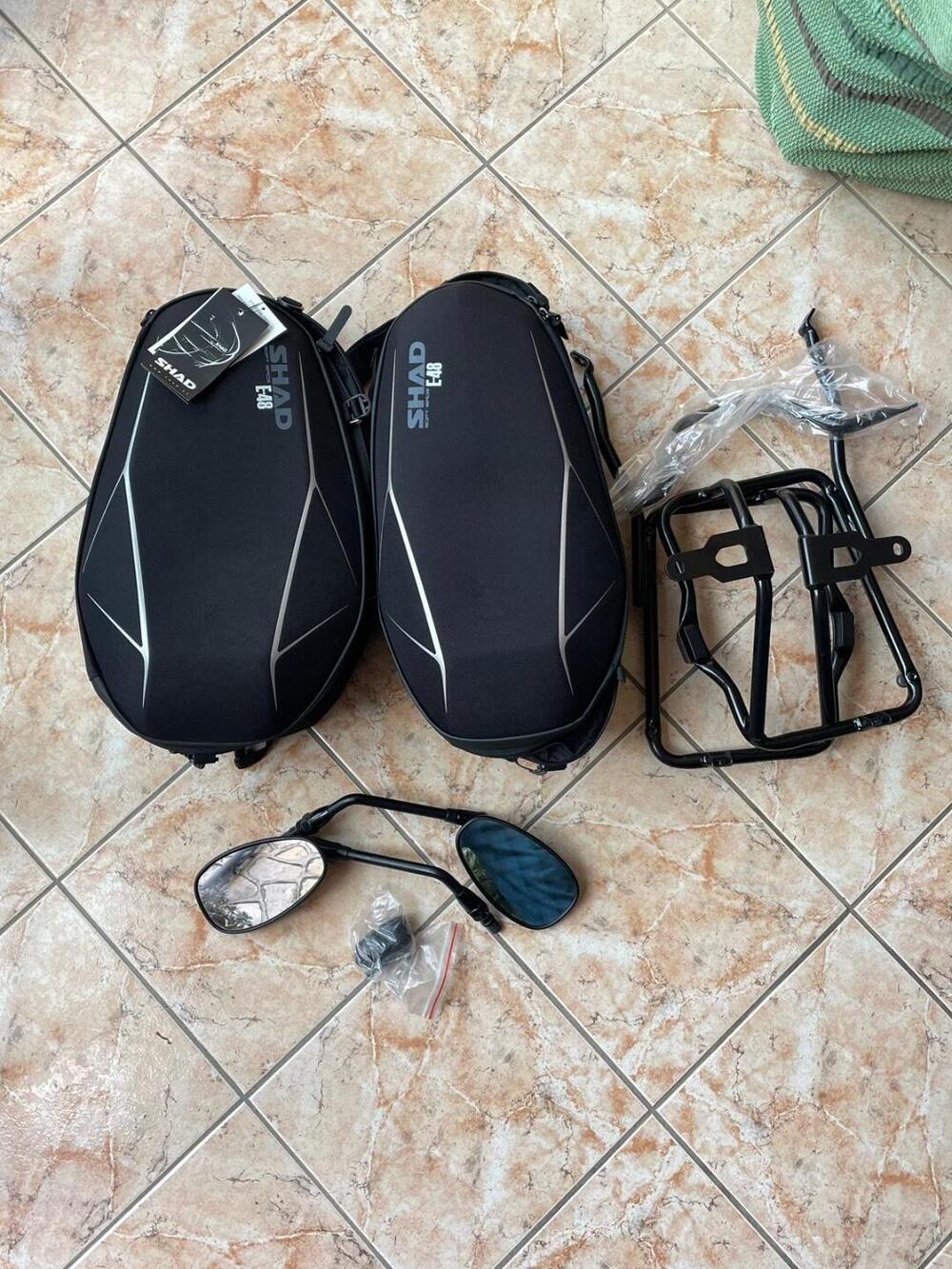 Moto Guzzi V7 III Rough (2018 - 20) (8)