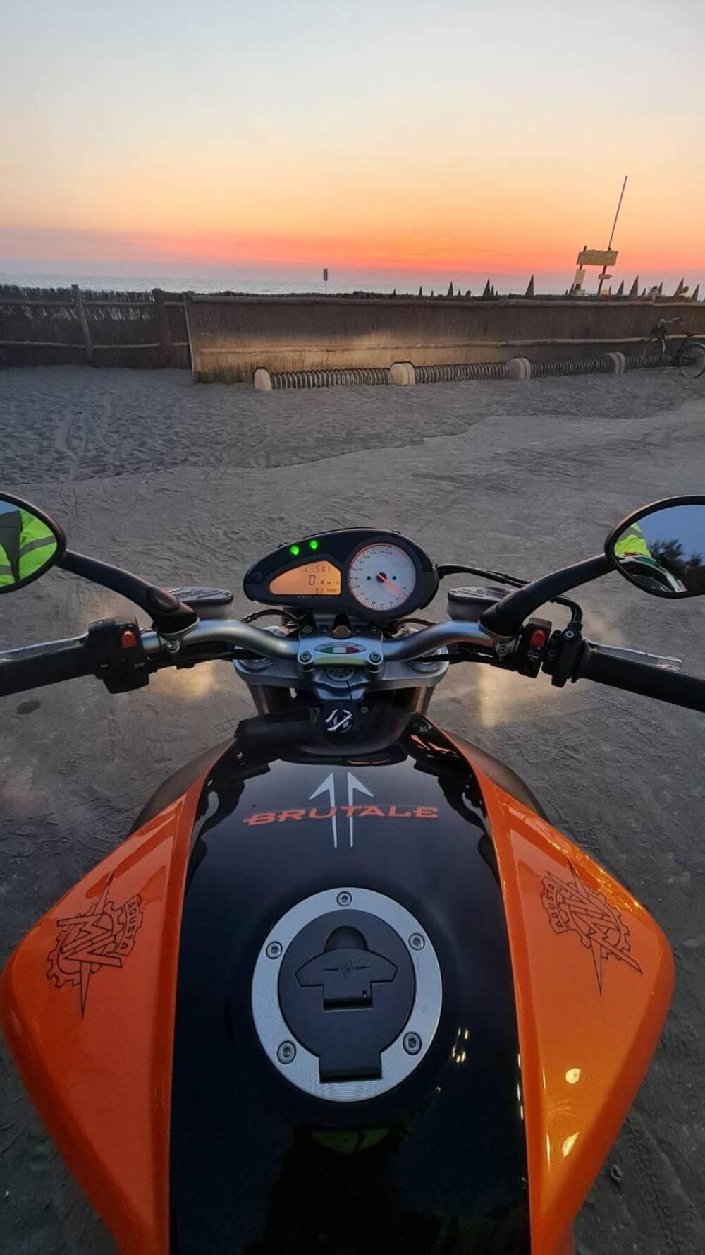 MV Agusta Brutale 910 S (2005 - 11) (4)