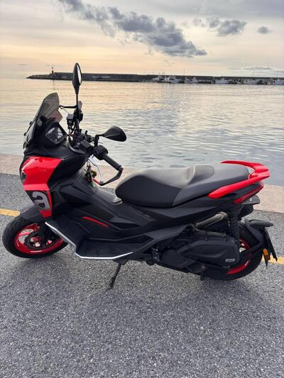 Aprilia SR GT 125 (2022 - 24) usata