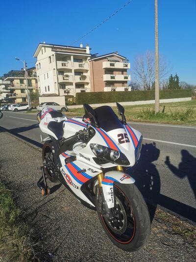 Yamaha YZF R1 (2007 - 08) usata