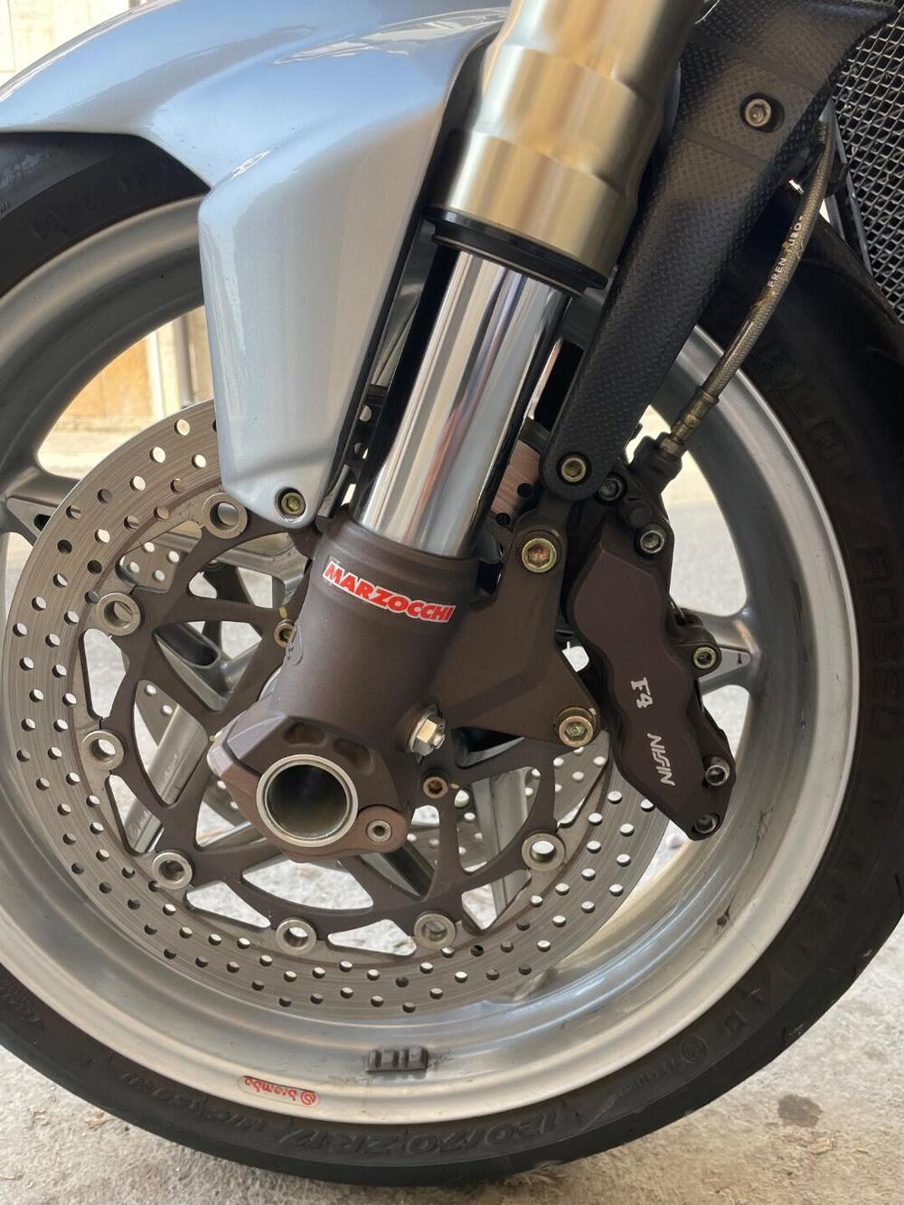 MV Agusta Brutale 910 S (2005 - 11) (18)