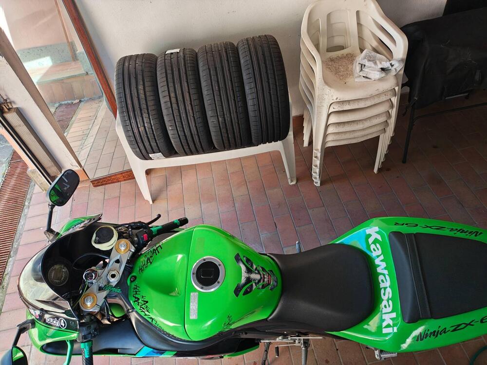 Kawasaki Ninja 636 ZX-6R (2005 - 06) (2)