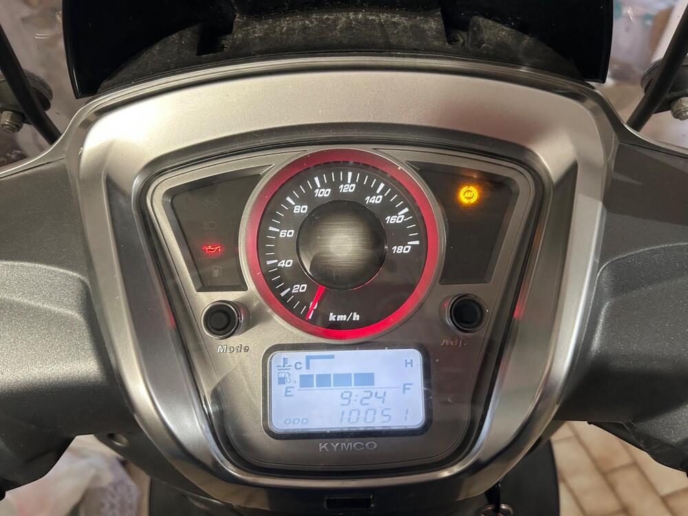 Kymco People 300i GT ABS (2016 - 20) (4)