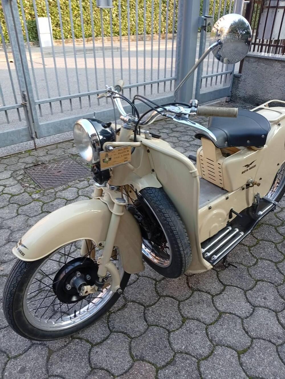Moto Guzzi Galletto 160