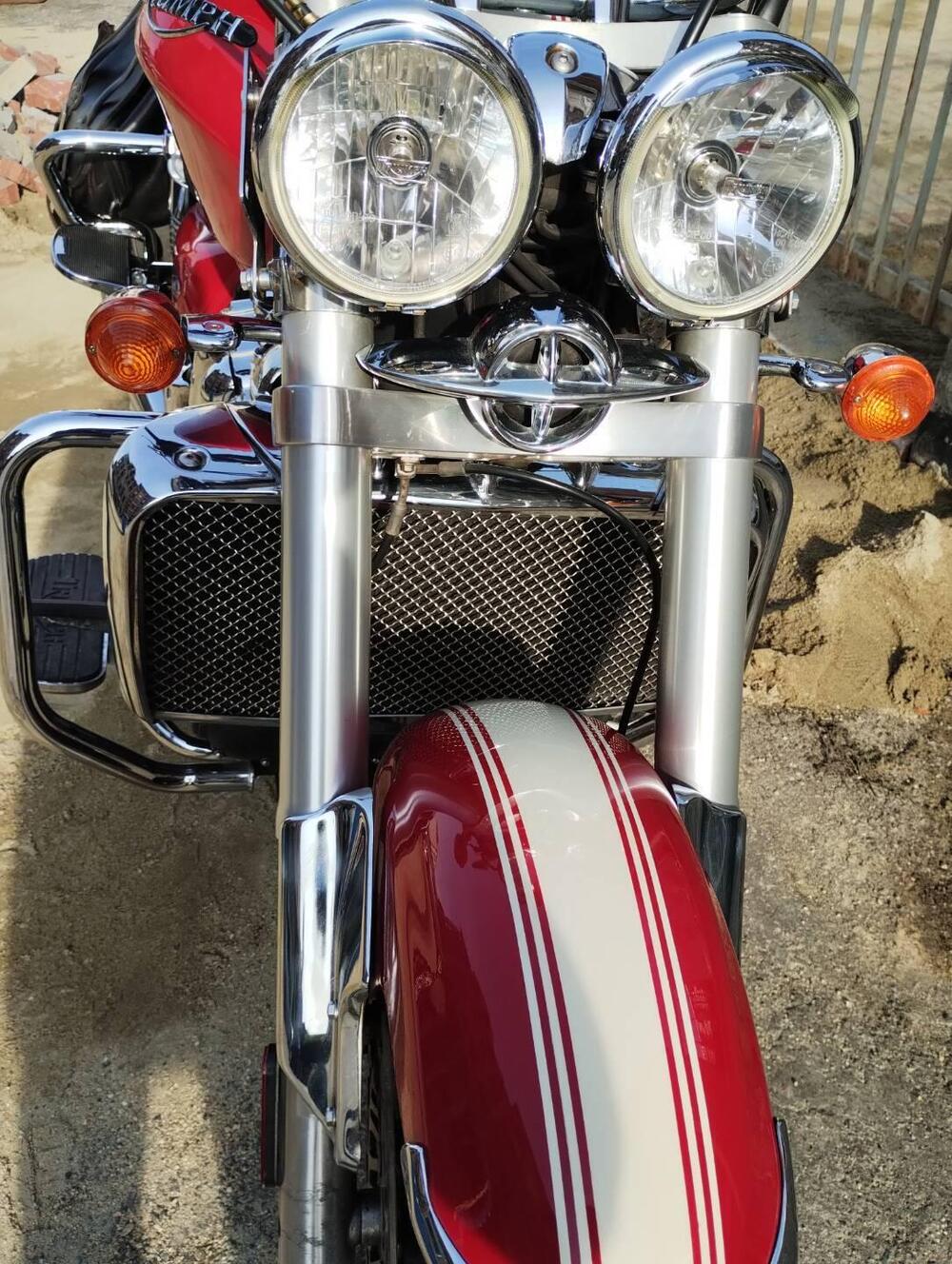 Triumph Rocket 3 Classic (2006 - 11) (3)