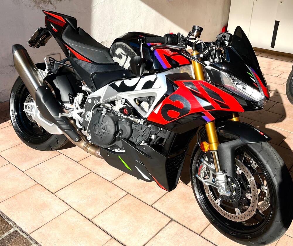 Aprilia Tuono V4 Factory (2021 - 24) (10)