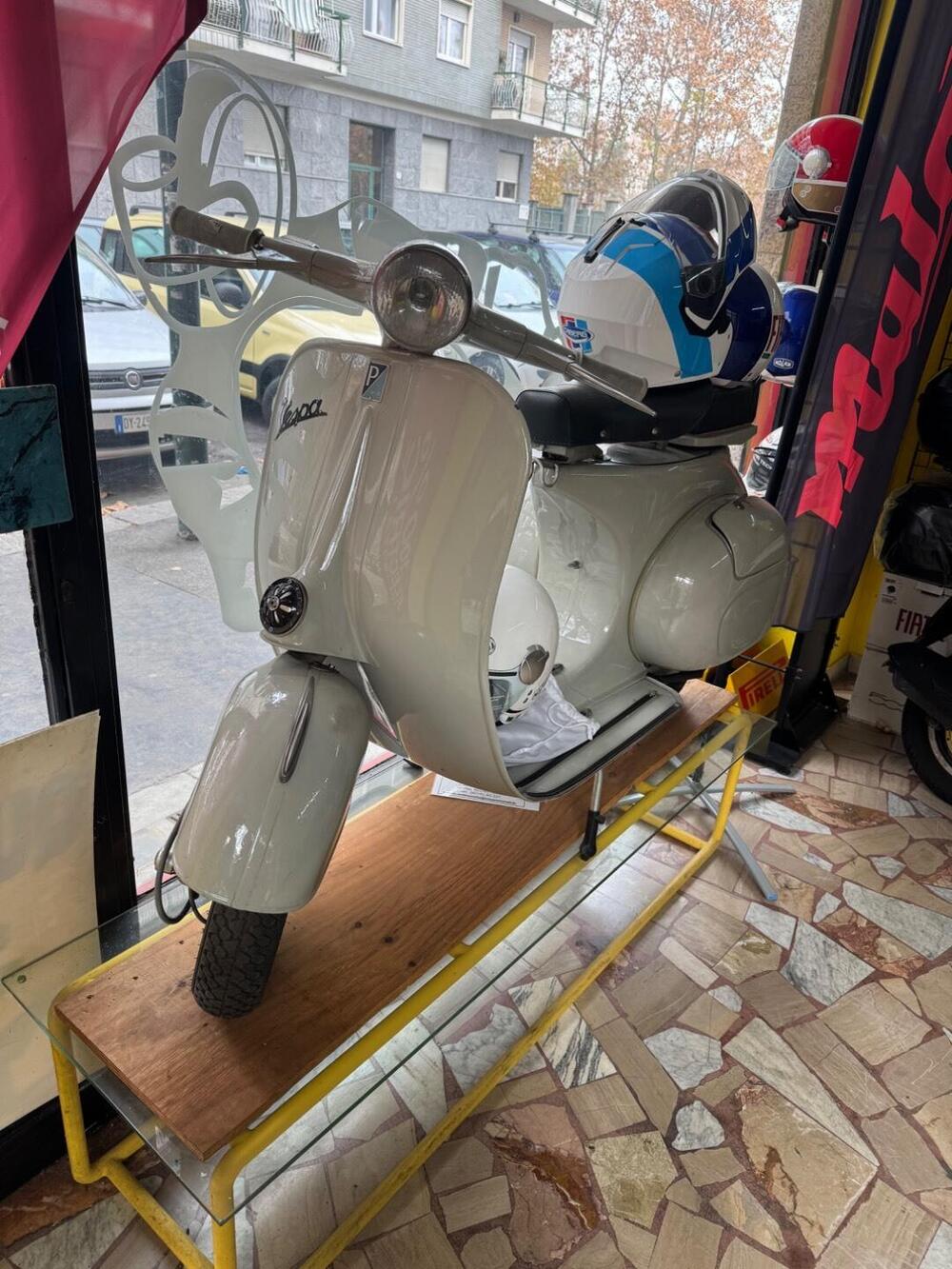 Piaggio Vespa VNA125 (5)