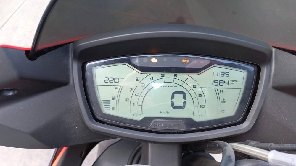 Aprilia Tuono 125 (2021 - 24) (2)