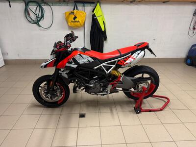 Ducati Hypermotard 950 RVE (2022 - 25) usata