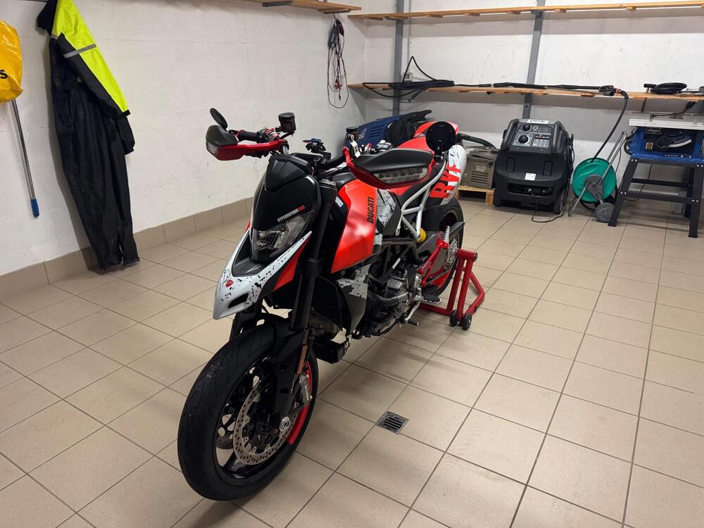 Ducati Hypermotard 950 RVE (2022 - 25) (2)