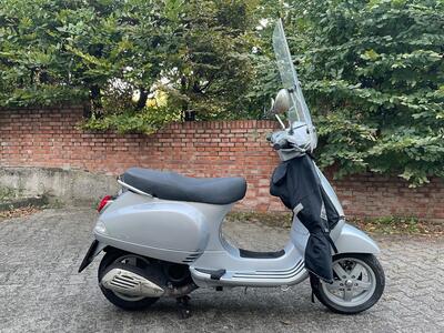 Vespa LX 125 (2005 - 11) usata