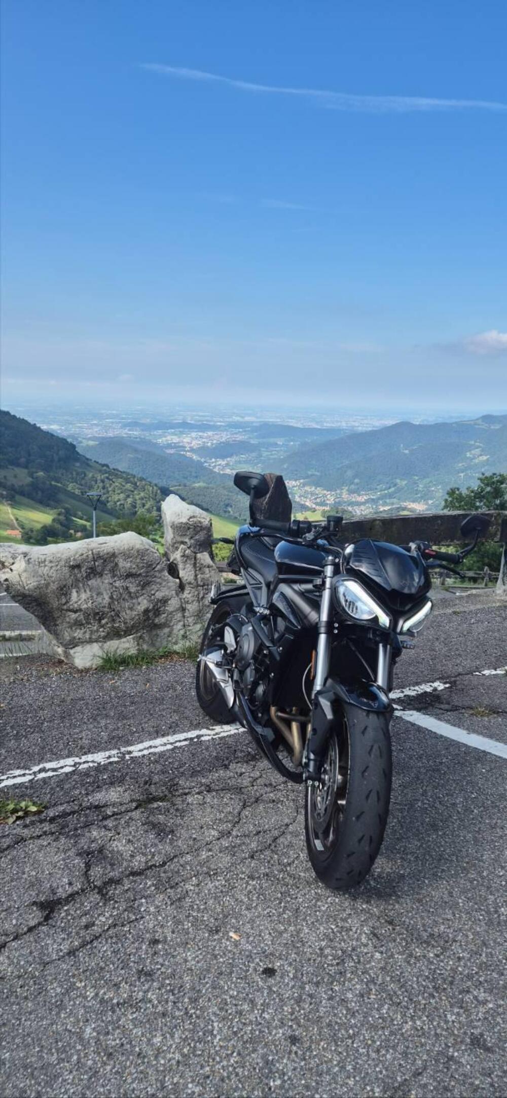 Triumph Street Triple RS (2020 - 22) (8)