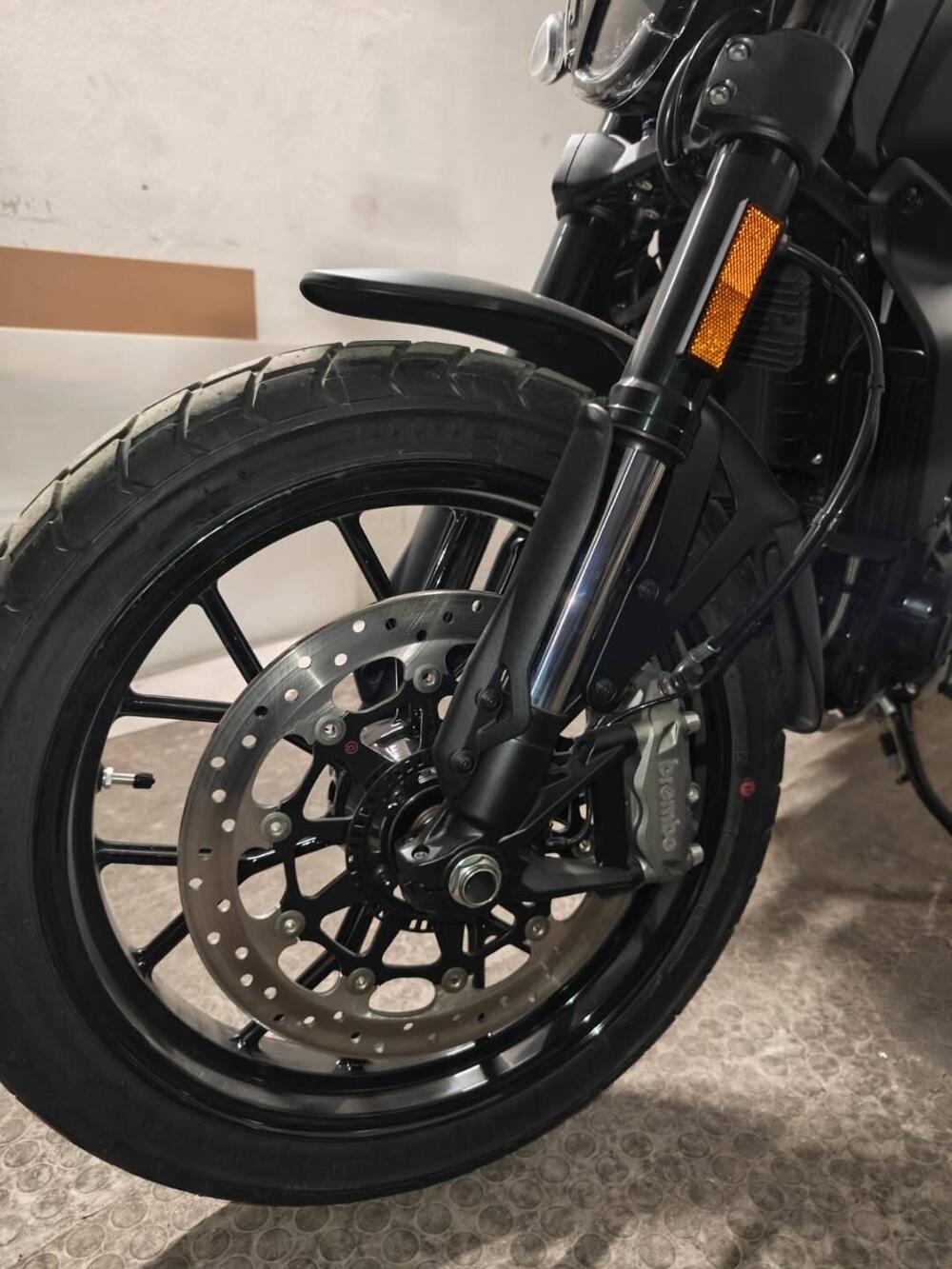 Ducati Scrambler 800 Icon Dark (2025 - 26) (10)