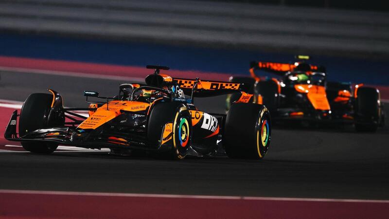 F1. Con il grave errore di valutazione in Qatar, la McLaren rischia di regalare il mondiale a Max Verstappen