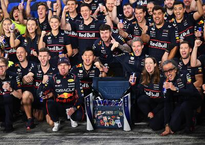 F1. GP Qatar, Mekies sorpreso dalla McLaren: Non ci aspettavamo che non fermassero Piastri e Norris. Verstappen non sbaglia mai