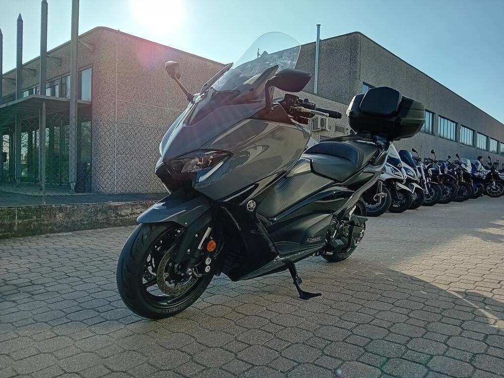Yamaha T-Max 560 20° anniversario (2021)