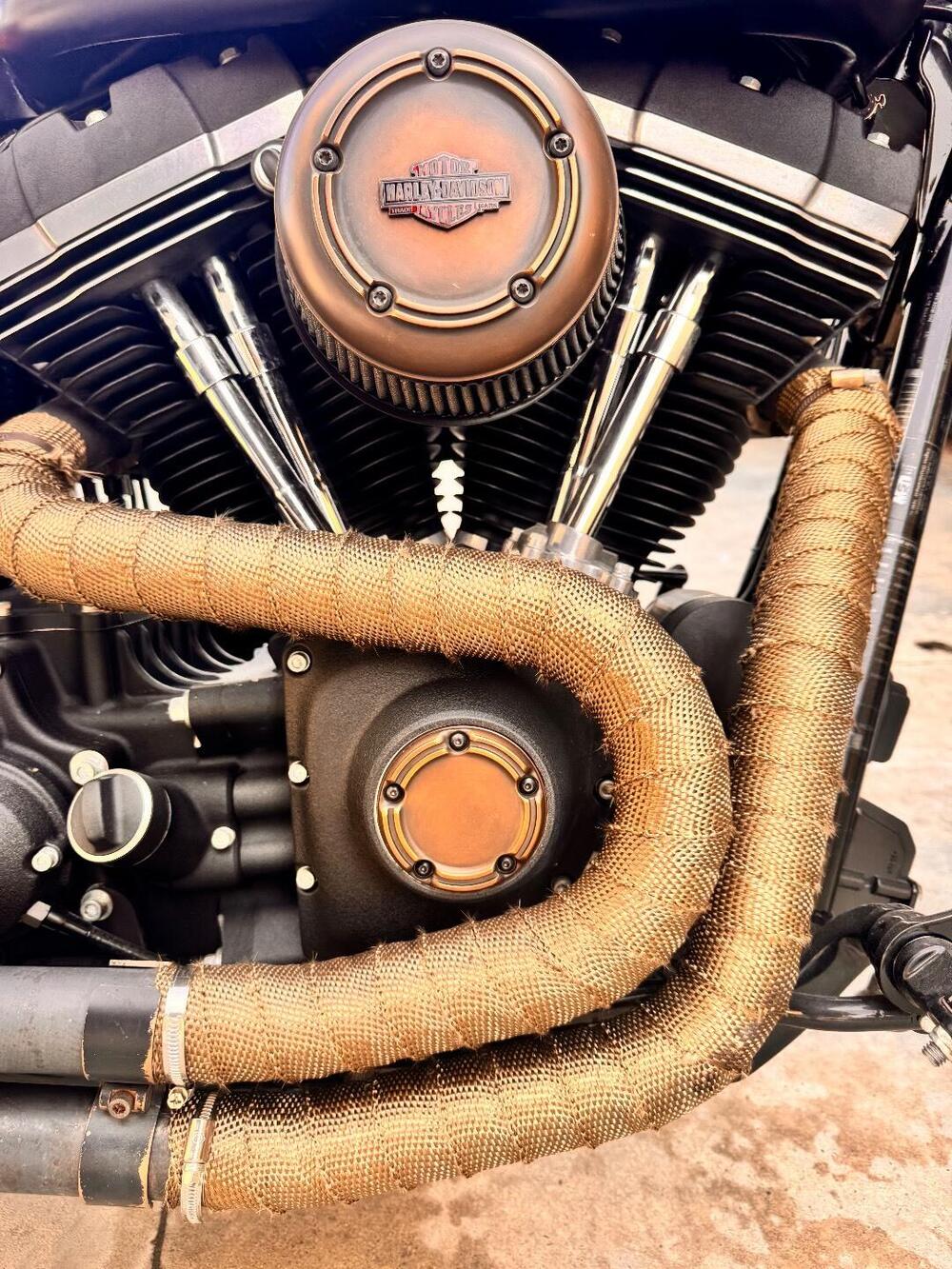 Harley-Davidson 1690 Street Bob (2017) - FXDB (8)