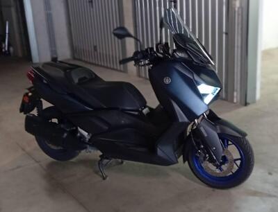 Yamaha X-Max 300 (2021 - 24) usata