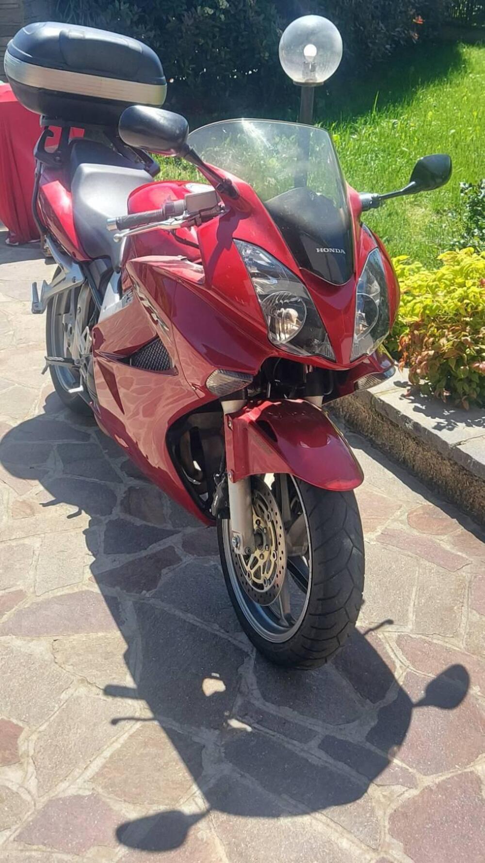 Honda VFR 800 (2006 - 13) (2)