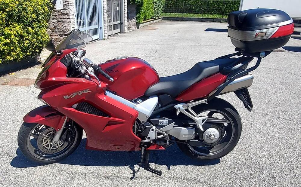 Honda VFR 800 (2006 - 13) (3)