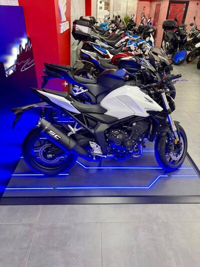 Honda CB 1000 Hornet (2025) nuova