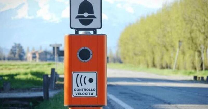 Autovelox non censiti spenti da oggi: migliaia di multe da annullare in Italia