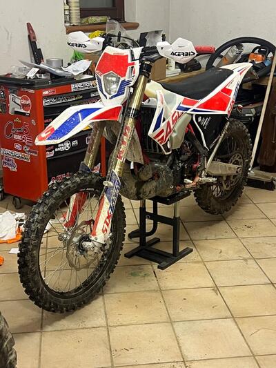 GASGAS EC 300 Six Days France (2017) usata