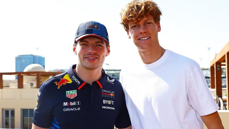 Jannik Sinner super ospite in Formula 1: nel paddock di Yas Marina per il GP di Abu Dhabi
