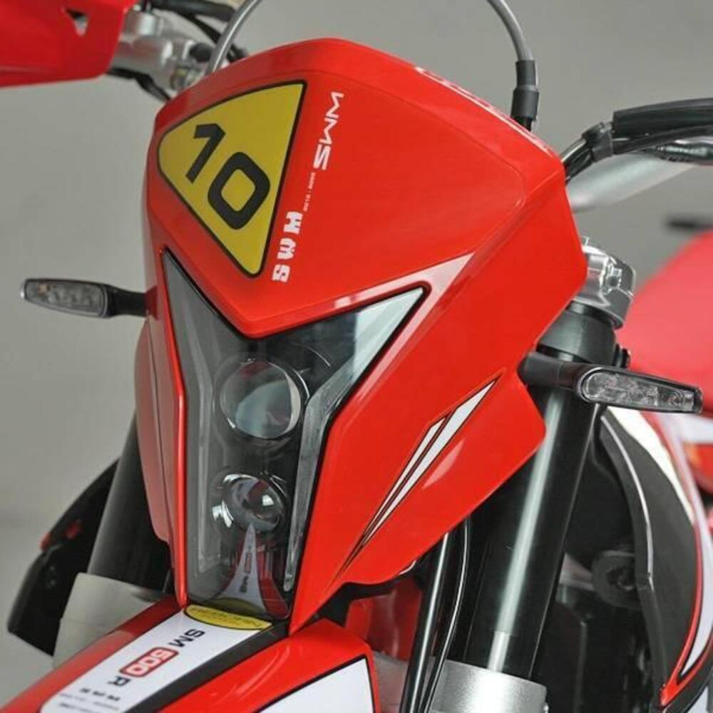 Swm SM 500 R Reborn (2026) (8)