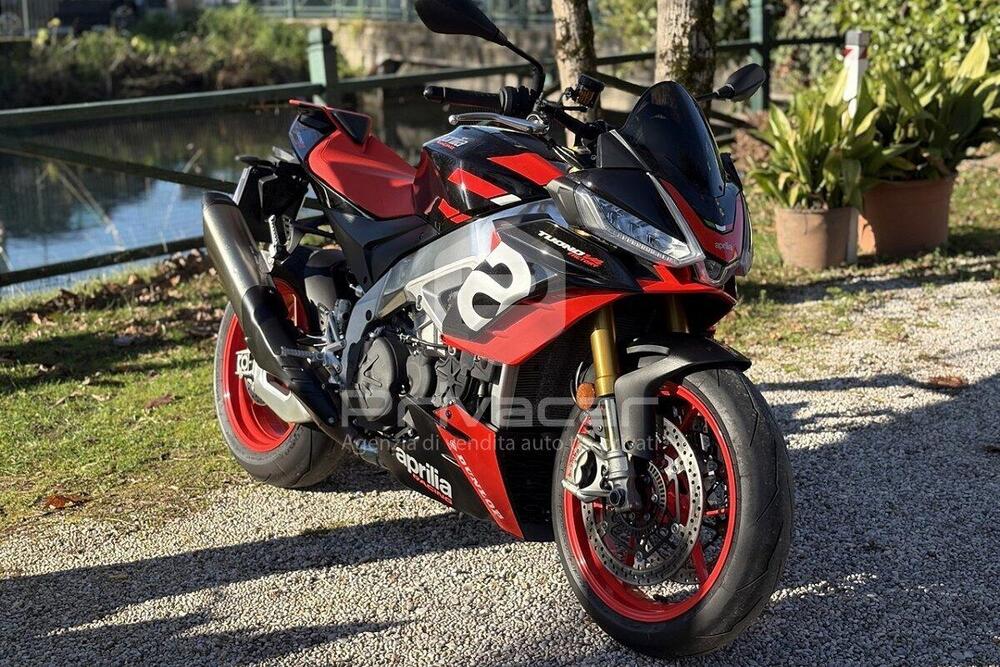 Aprilia Tuono V4 Factory (2021 - 24) (2)