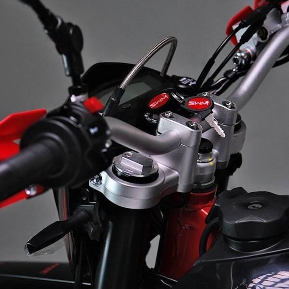 Swm RS 125 R (2026) (3)