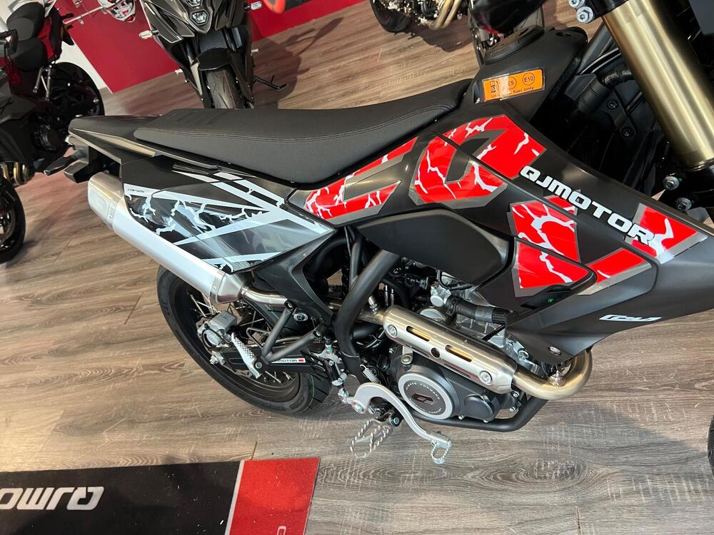 QJ Motor COV 125 (2025 - 26) (3)