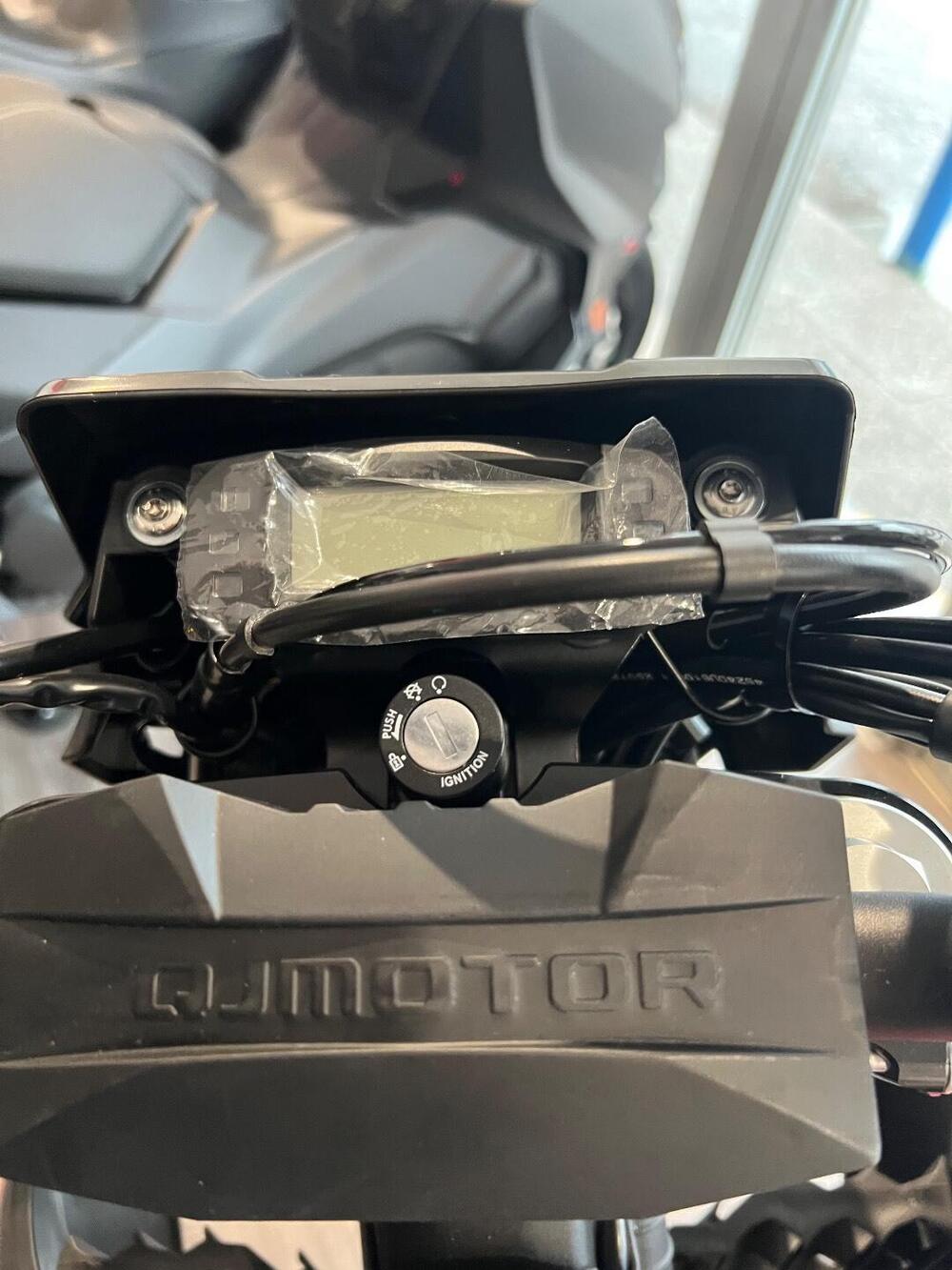 QJ Motor COV 125 (2025 - 26) (5)