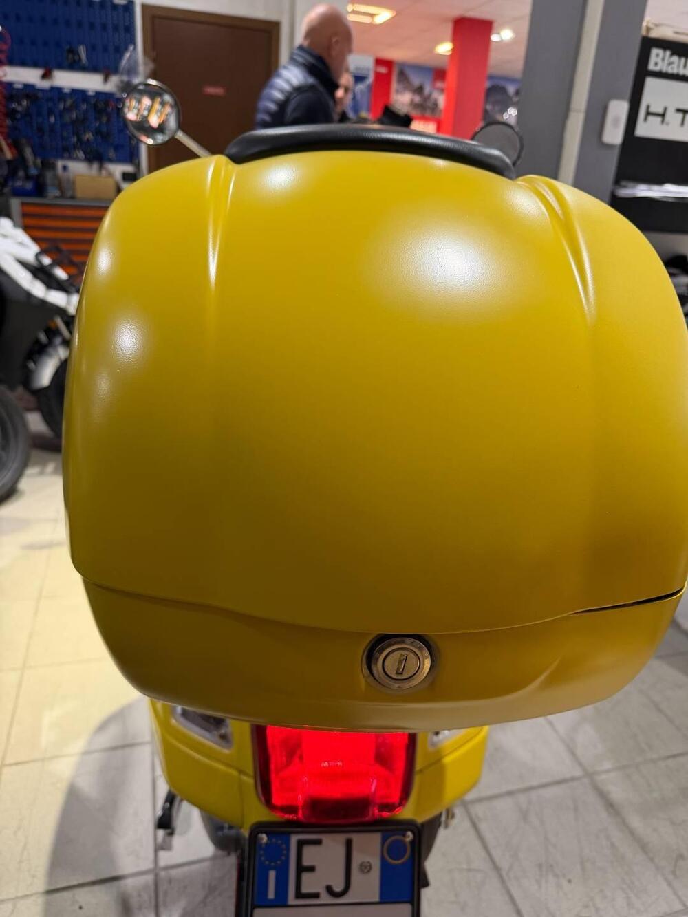 Vespa GTS 300 Super Sport (2017 - 19) (8)