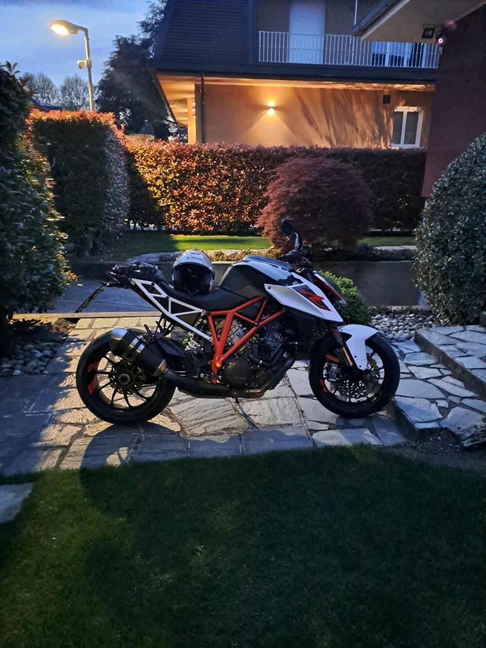 KTM 1290 Super Duke R ABS (2017 - 18) (10)