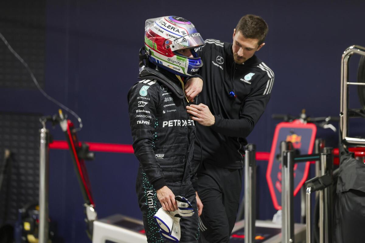 La F1 non è così: Kimi Antonelli bersagliato sui social, Wolff lo difende dalle accuse di Marko e Red Bull costretta a scusarsi