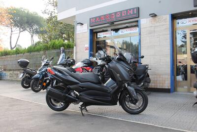 Yamaha X-Max 300 (2021 - 24) usata