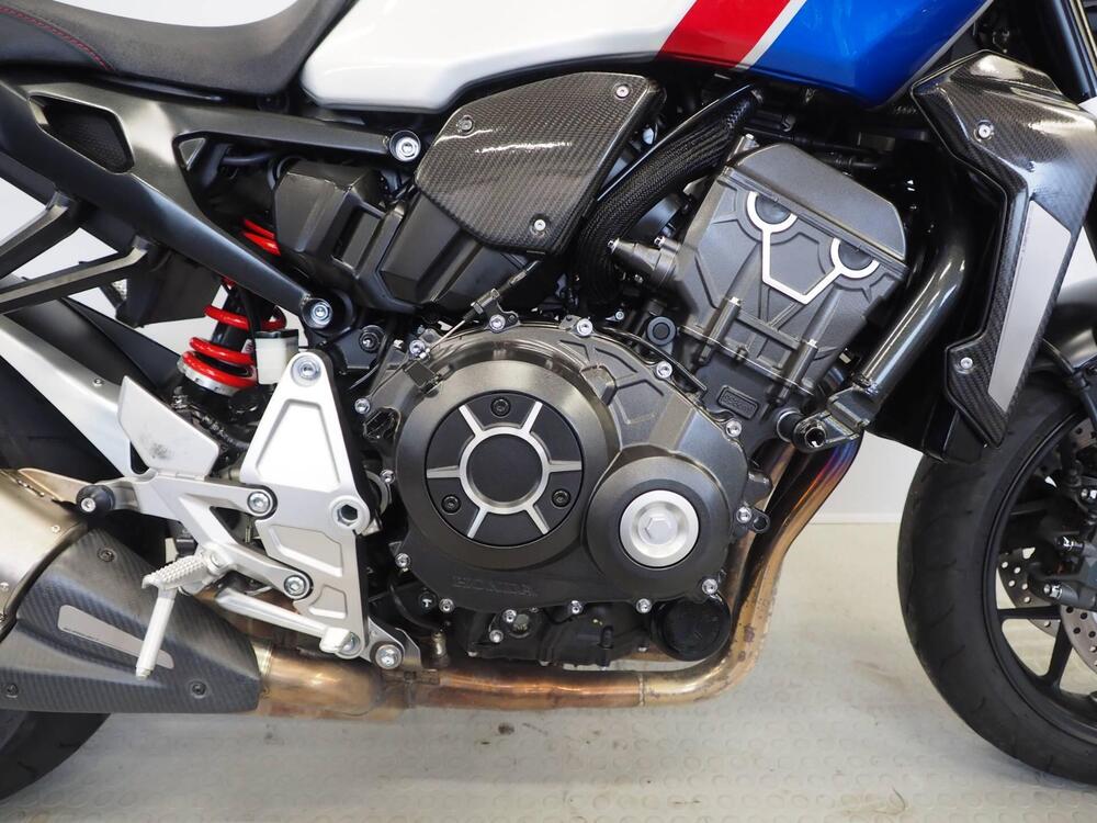 Honda CB 1000 R + Limited Edition (2019) (3)