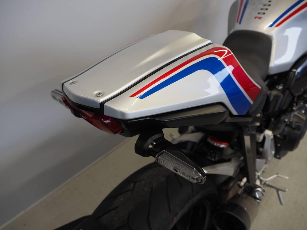 Honda CB 1000 R + Limited Edition (2019) (7)