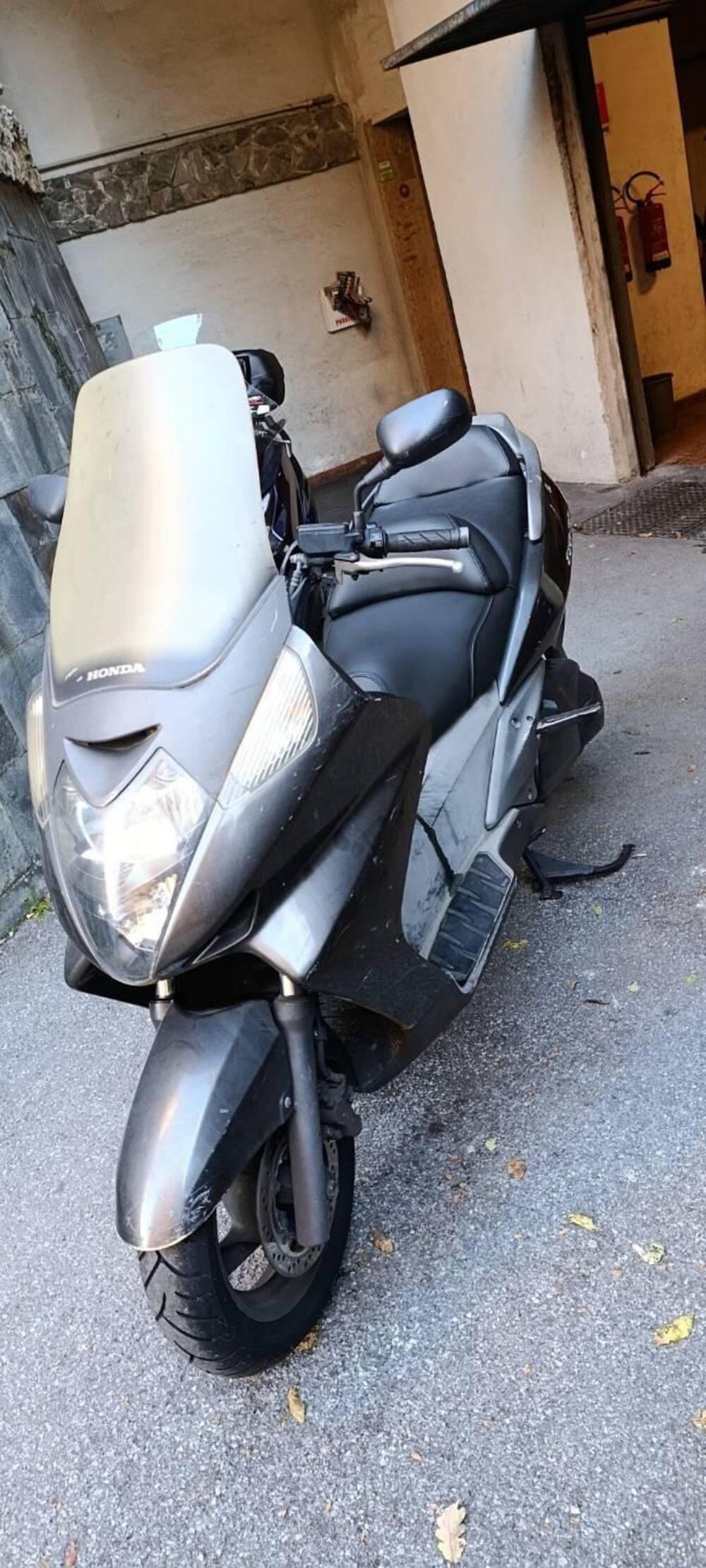 Honda Silver Wing 400 (2006 - 09)