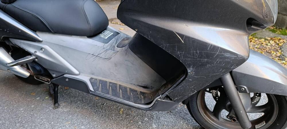 Honda Silver Wing 400 (2006 - 09) (6)