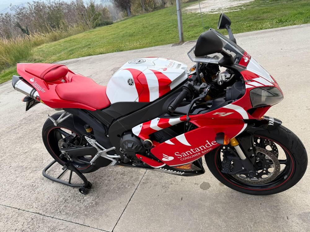 Yamaha YZF R1 (2007 - 08) (7)