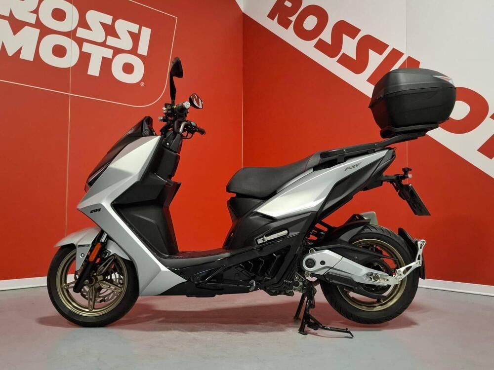 Kymco KRV 200 (2023 - 26) (6)