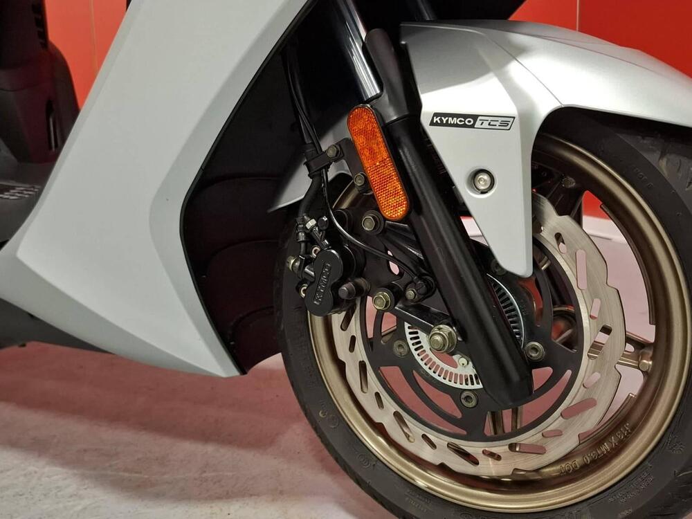 Kymco KRV 200 (2023 - 26) (11)