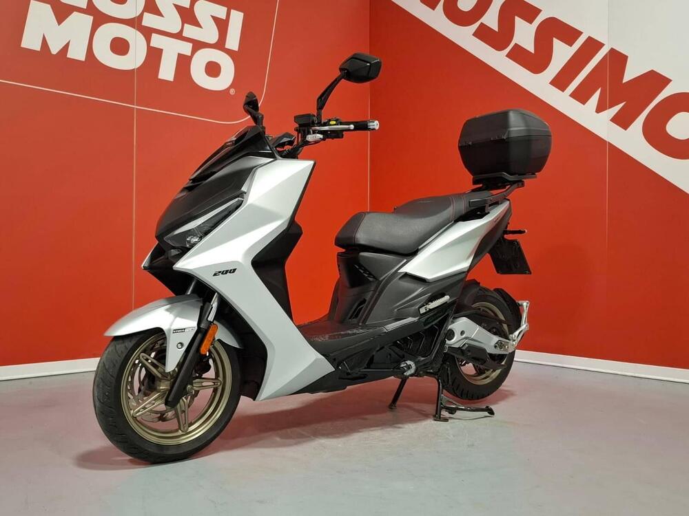 Kymco KRV 200 (2023 - 26) (7)