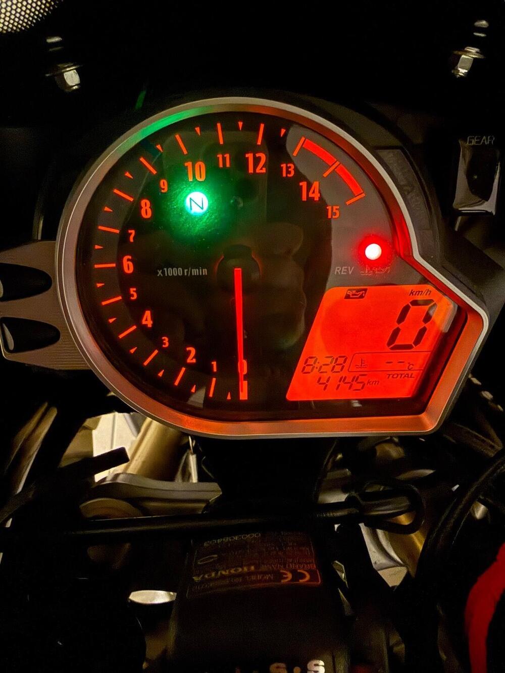 Honda CBR 1000 RR Fireblade (2008 - 11) (9)