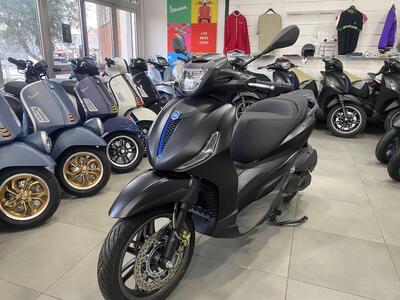 Piaggio Beverly 310 S (2025) usata